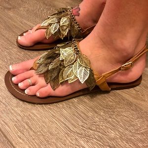 Women’s sandals
